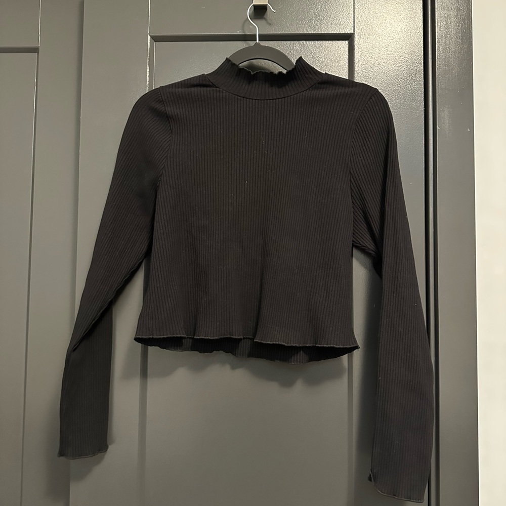 Good American black crop mock neck sweater